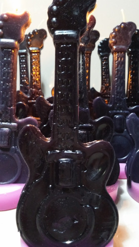 Souvenirs 15 Y 18 Años Guitarras En Vela, Con Base Y Nombre