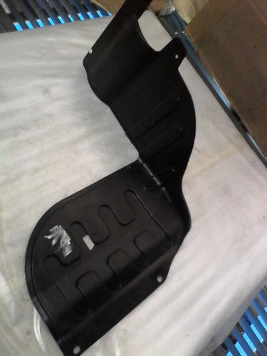 Deflector Agua Motor Tacuma Rh Lh