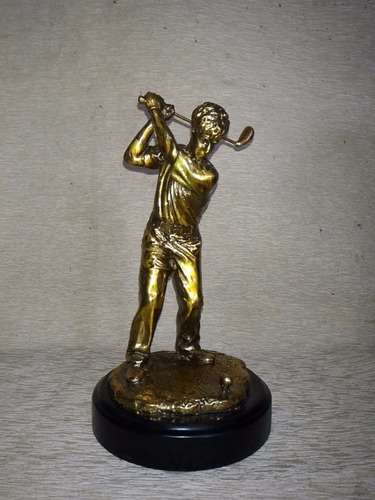 Estatua Figura Jugador De Golf Con Base 23cm
