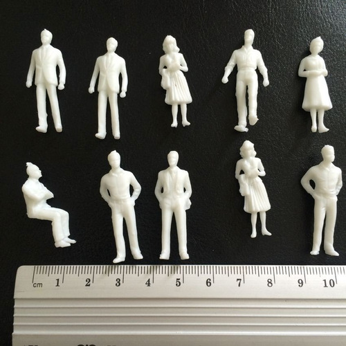 20 Figuras Brancas H=3,6cm, Esc. 1:50, Miniatura  P/ Maquete