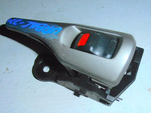 Manilla Int Trasera Izquierda Toyota Urban Cruiser 2010-2014