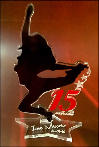 Imagen 2 de 4 de 57 Souvenir Acrilico Bailarina Antifaz Cumple 15 Boda