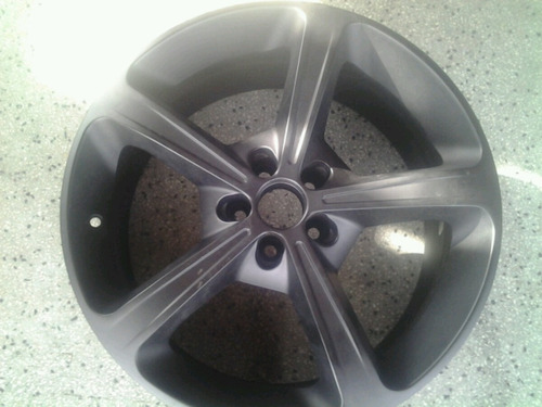 Roda Aro 18 X 8 Mangels Futura 5x100 Preta Fosca  Golf