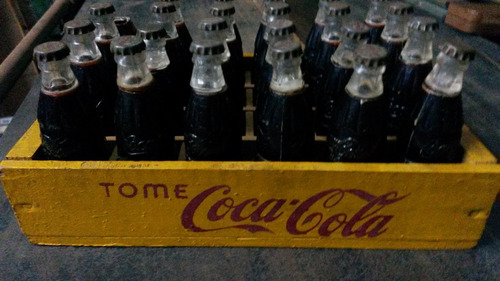 Cajon Con Botellas De Coca Cola Antiguo Miñatura
