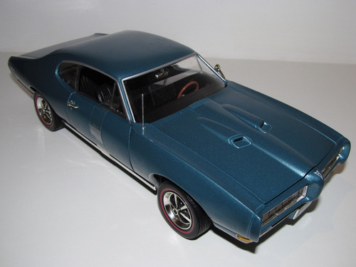 Pontiac Gto 1968 - Miniatura 1:18 Ertl - Caixa Original Azul Metálico