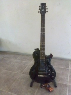 Guitarra Charvel Ds1