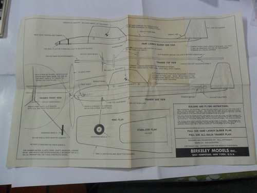 Berkeley Models Avion Plano 1954 Fuselaje Mc Govern Effinger