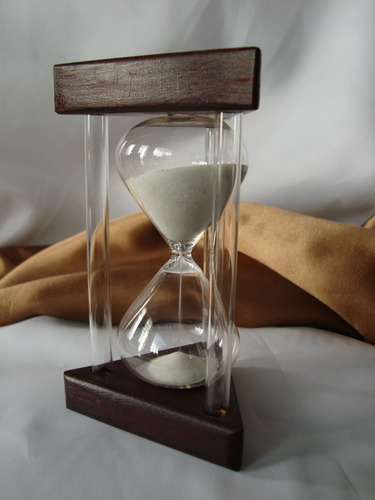 Reloj De Arena De 5', 14 Cm. X 7 Cm. En Vidrio Soplado!