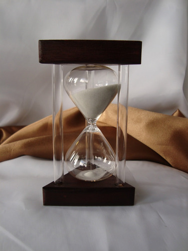 Imagen 1 de 6 de Reloj De Arena De 5', 14 Cm. X 7 Cm Reuniònes Y Convenciònes