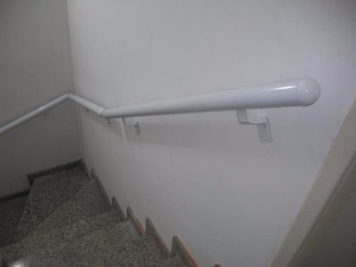 Corrimao De Parede . Aluminio Kit 1 Metro Linear. Branco (Usado)