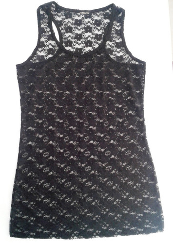 Musculosa De Encaje Negro Elastizada Larga