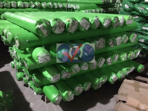 Imagen 4 de 8 de Cubre Cerco Rafia Verde 1,50x100 Mts 90grs Nebraska