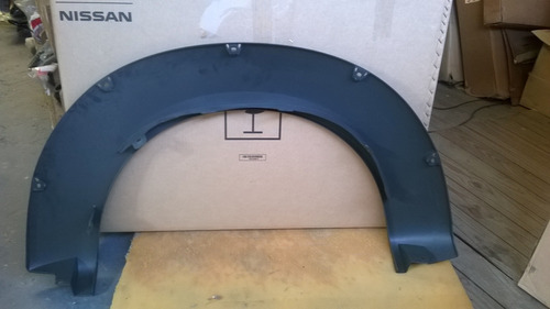 Fender Nissan Frontier Trasero