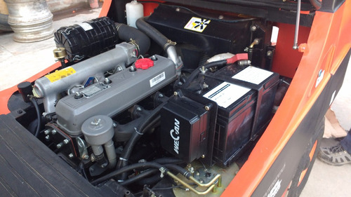 Imagen 6 de 7 de Autoelevador Dual Tripl Desplazador 2.5 Tn (serie G Taurus)