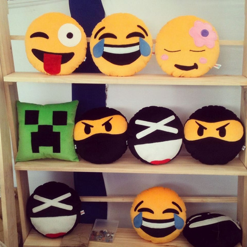 Almohadas Decorativas: Emoji
