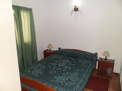 Alquilo Confortable Casa En Excelente Estado