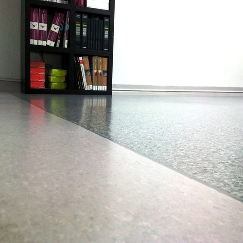 Imagen 2 de 6 de Pisos De Vinil Por Rollos, Instalación,