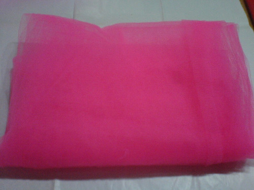 Corte De Tul  En Color Rosa Brillante De 1.37 X 1.50 M-unico
