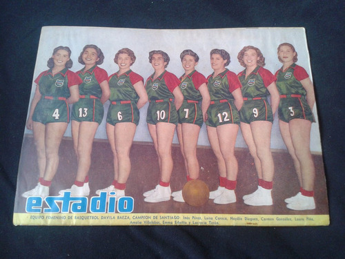 Estadio N° 558 23 Ene 1954 Equipo Femenino De Basquet