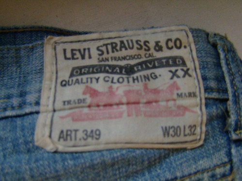 Jean Levis Strauss Importado Talla 30x32 Tipo Skinny