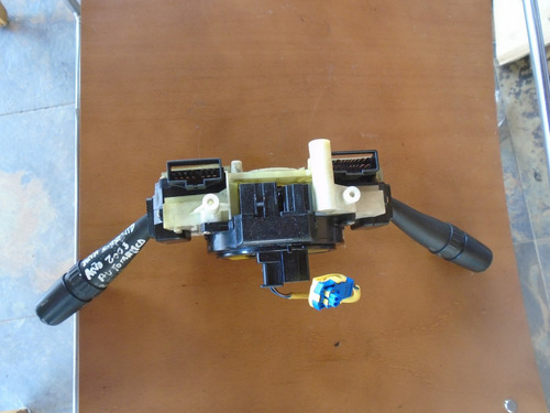 Vendo Palanca De Luces Y Wiper De Kia Sorento Año 2005