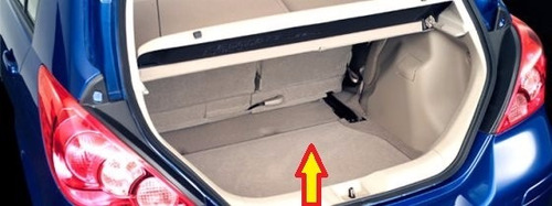 Tapa Alfombra Refaccion Original Nissan Tiida 07-13