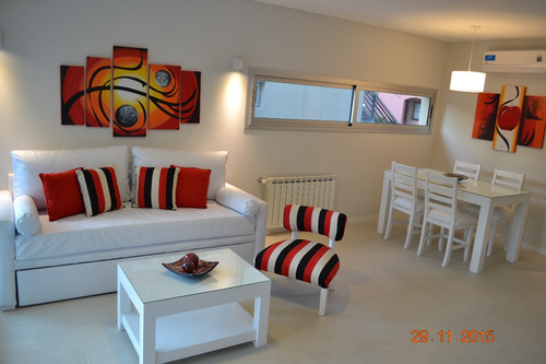 Imagen 3 de 14 de Apart Cabañas ,clari Del Mar ,gesell Zona Norte