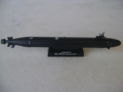 Submarino Uss Jimmy Carter 1:700 Kit Montado Hobby Boss