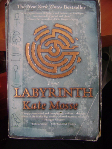 Labyrinth- Kate Mosse