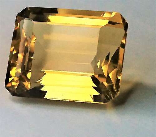 4.65ct Topacio Rectangular  3x6x3.5mm Leo