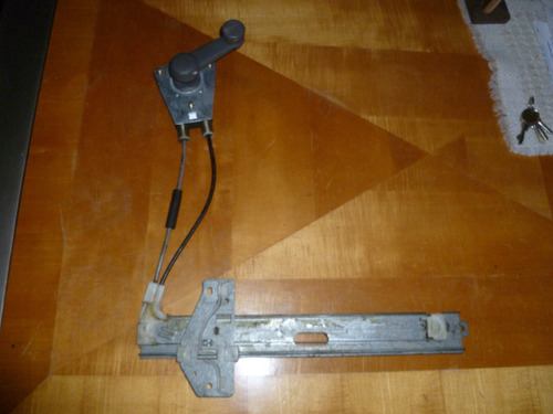 Vendo Regulador De Ventana Trasero Derecho De Suzuki Baleno