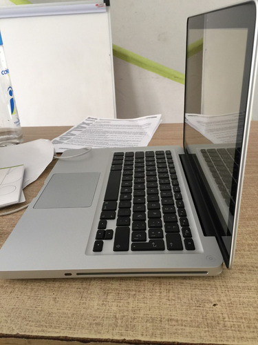 Macbook Pro 13 Pulgadas, Mid 2010, 8 Gb Ram Impecable (Usado)