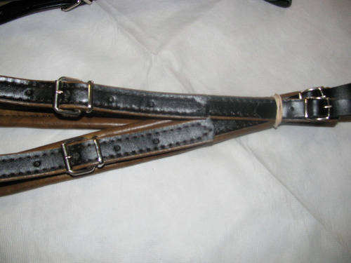 Imagen 3 de 6 de **correas Para Acordeones De 80 Y 120 Bajos En Cuerina**
