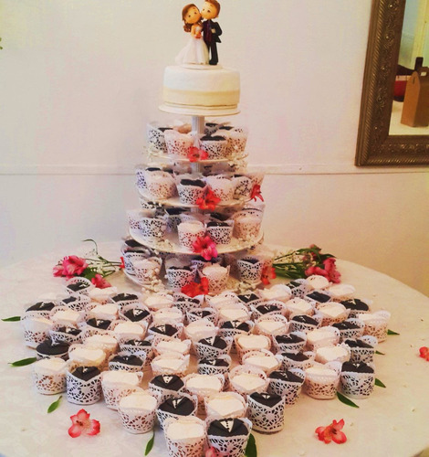 Torre De Cupcakes + Torta Para Eventos-casamientos