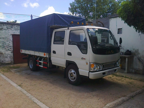 Imagen 3 de 10 de Alquiler De Camiones, Fletes De Transporte Profesional