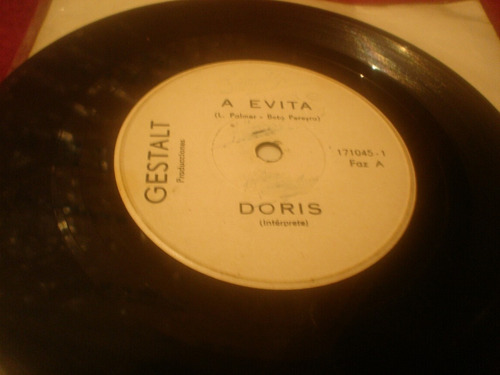 Doris - Disco Simple, A Peron, A Evita