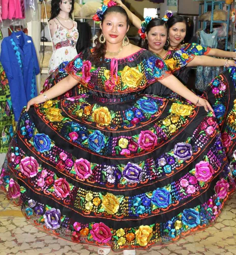 Vestido De Chiapas Ruedo Normal Para Dama en venta en Chiapa De Corzo  Chiapas por sólo $ 2,  Mexico
