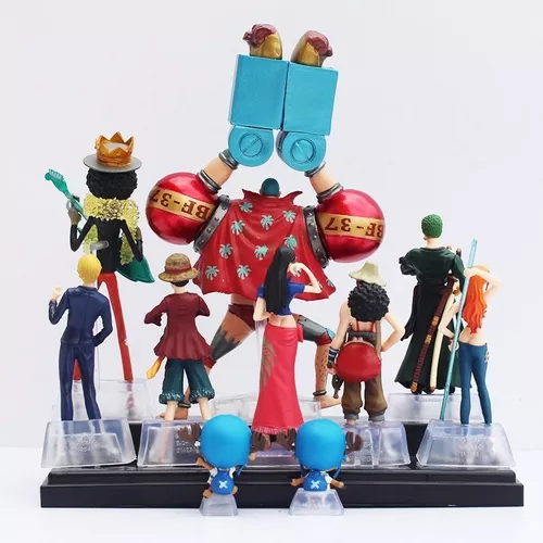 A Lendária Tripulação dos Chapéus de Palha de One Piece: Conheça os Heróis  dos Mares - Explorers Club Toys