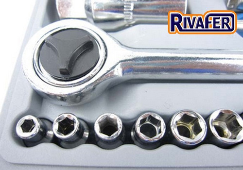 Imagen 5 de 10 de Llave Tubo Set 40 Piezas + Criquet 3/8 Mango Y Prolongador