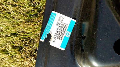 Imagen 3 de 3 de Tapamaleta O Maletera Chevrolet Corsa 4 Puertas