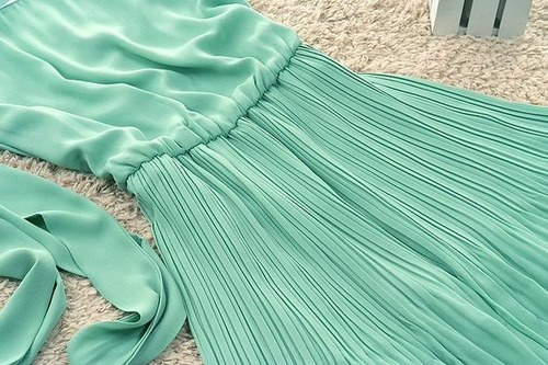 Imagen 3 de 3 de Vestido Elegante De Fiesta Gasa Plisada Talla M Nuevo Stock