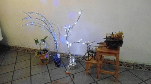 Árbolito Navideño Ramas Naturales 100 Luces Led 110cm Brilla