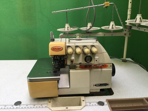 Maquina De Costura Interlock Siruba Semi Novo