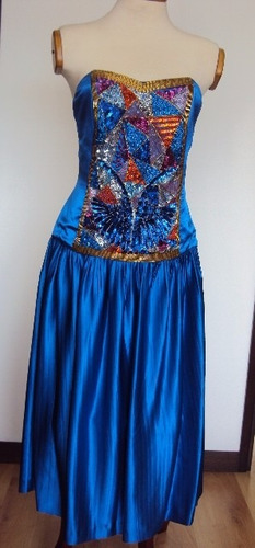 Vestido De Noche En Seda, Straple , Azul Rey Con Pedreria