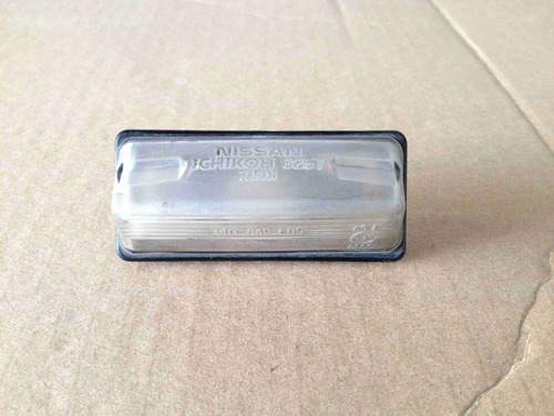 Luz Foco Porta Placa Trasera Cajuela Nissan Tiida 07-16