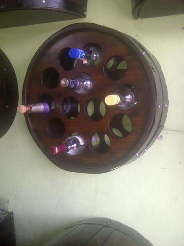 Bar Adorno De Pared Licorera Porta Botella Barril O Barricas