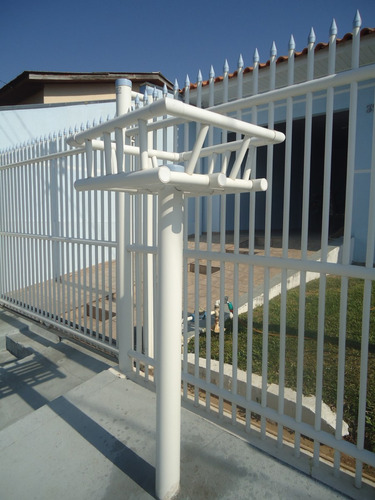 Lixeira Para Calçada Em Pvc Especial P/ Fabricação De Cerca