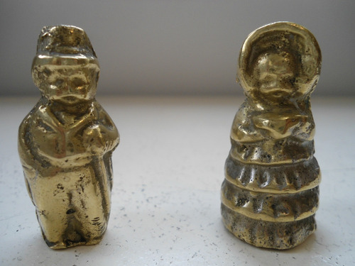 Figuras Antiguas En Bronce Macizo (hombre Y Mujer)