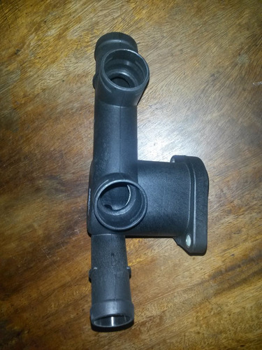 Toma De Agua Para Volkswagen Bora Golf Seat Ibiza New Beetle