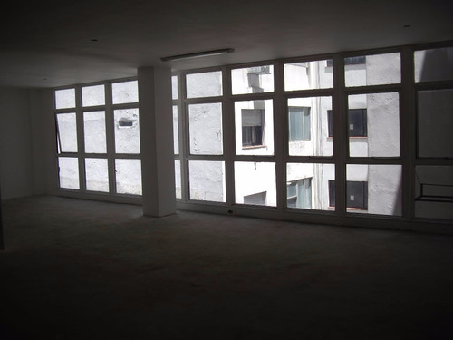 Imagen 5 de 10 de San Martin 390, Edificio En Block Reciclado 4050 M²